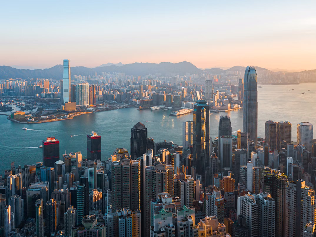 ‘On the Road’ – Hong Kong